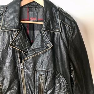 Levis Mens Genuine Black Leather Jacket